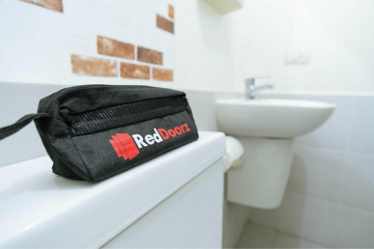 Reddoorz Syariah Near Hajimena Lampung Ξενοδοχείο Μπαντάρ Λαμπούνγκ Εξωτερικό φωτογραφία